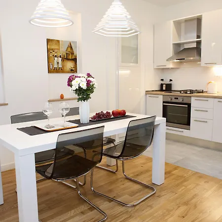 アパート Le Monde スプリト