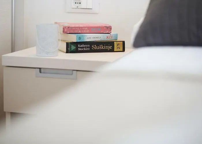 Le Monde Apartment *